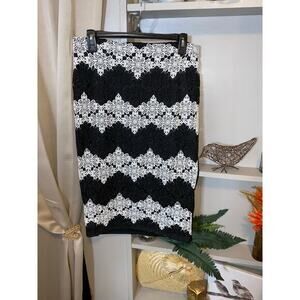 NWT 7th Avenue Design Studio New York & Company size Medium $55 Crochet Skirt